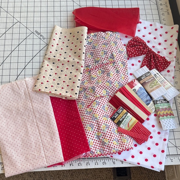 Vintage Red & White Polka Dot Fabric Lot w/ Trims & Apron - Picture 1 of 14